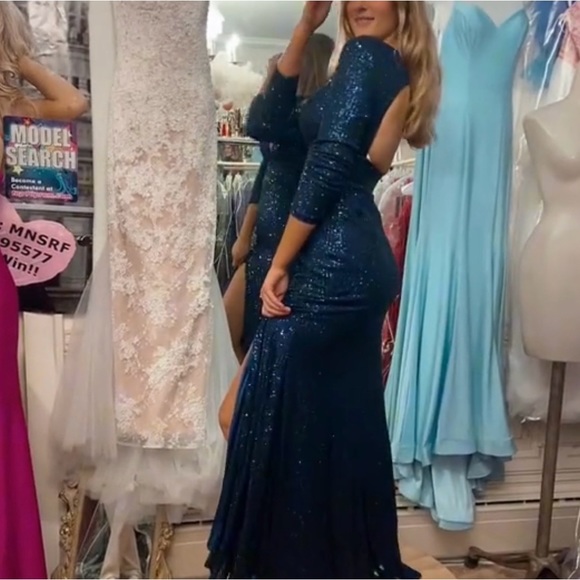 Sherri Hill prom/event dress - Picture 6 of 6